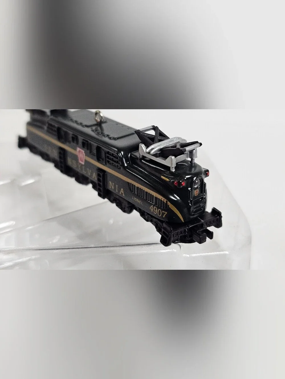 Hallmark Keepsake 1998 Lionel Train Pennsylvania GG-1 Locomotive Ornament #3 Vtg
